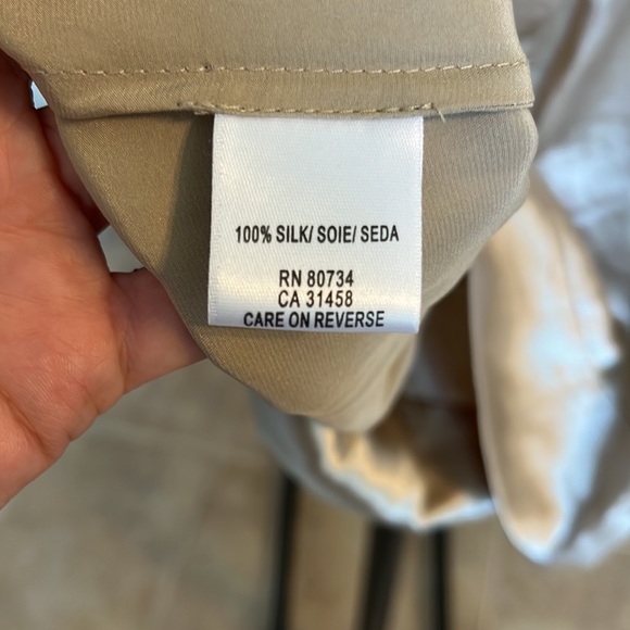 BCBG 100% silk top - Picture 5 of 5